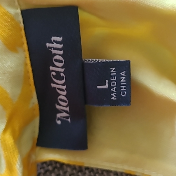 Modcloth yellow floral dress. Size L 3/$30 - Picture 6 of 6